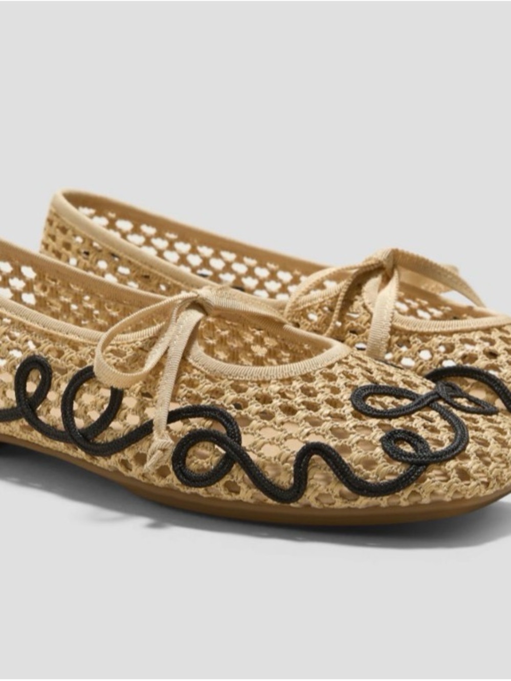 Vivaia Makayla Square-Toe Mesh
Natural Black Mary Janes NWT
